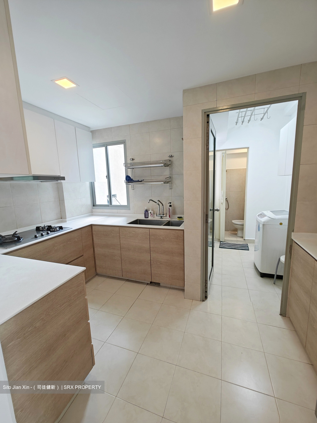 Whitewater (D18), Condominium #612690451